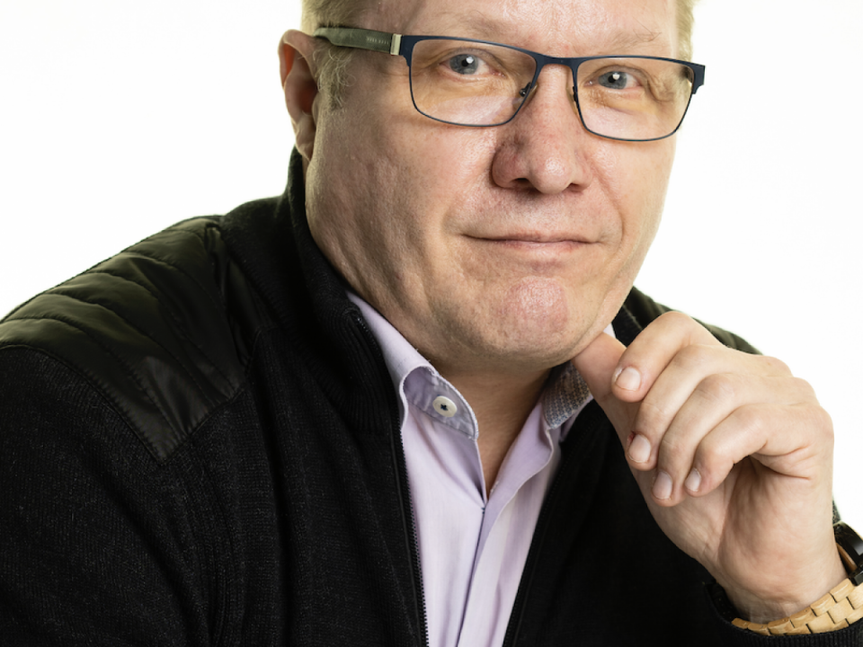 Vähähiilisen puurakentamisen edistäminen hallitusohjelmaan – Puurakentamista Ukrainan jälleenrakentamiseen ja rakennusvientiin