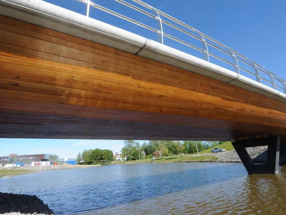 Puusiltarakentamiseen erikoistunut suunnittelutoimisto